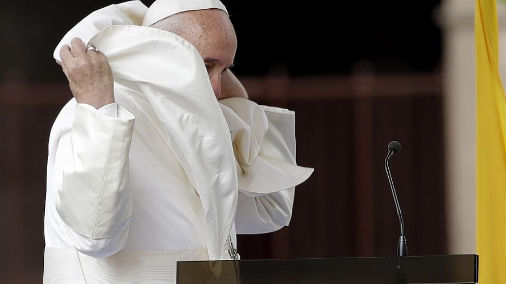 Папа Франциск: AI може да доведе до нова „форма на варварство“