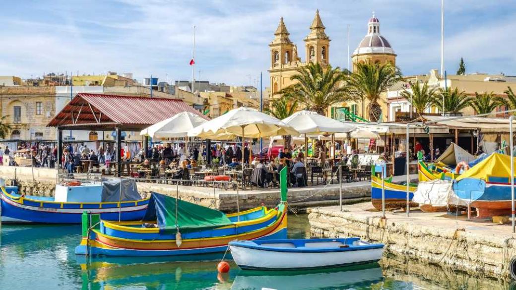 Малта ще плаща на туристите да посетят страната това лято