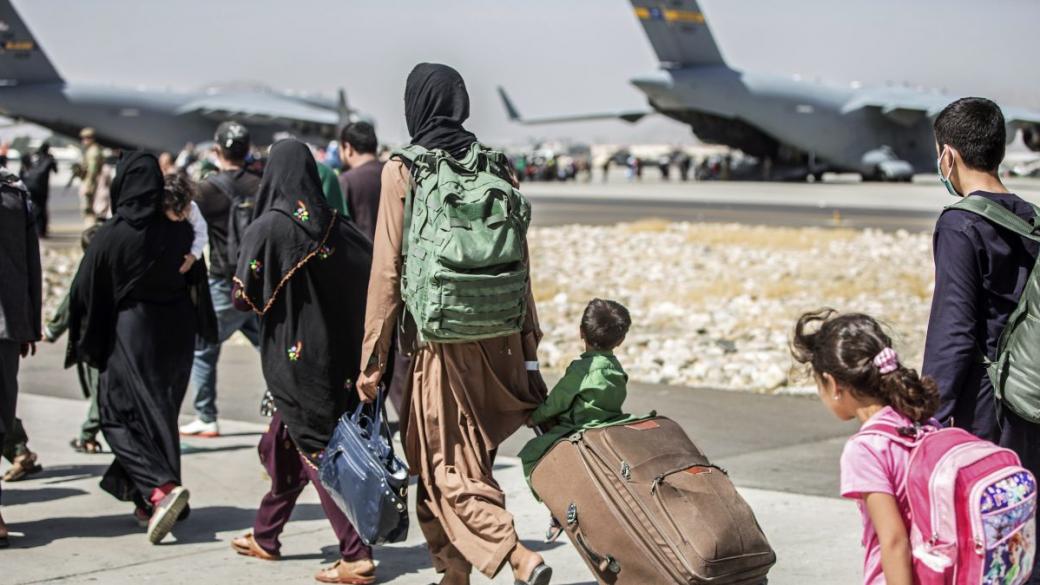 Талибаните поискаха помощ от Турция за управлението на летището в Кабул