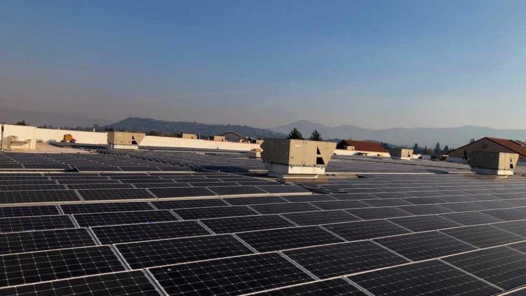 Областната управа на Пловдив ще инвестира 120 хил. лв. в соларни панели
