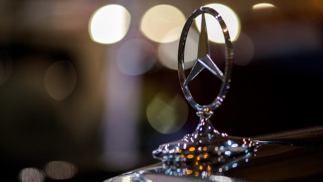 Рядък модел на Mercedes счупи рекорда за цена на аукцион (снимки)