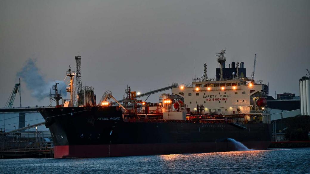 Европа хвърли поглед на венецуелския петрол
