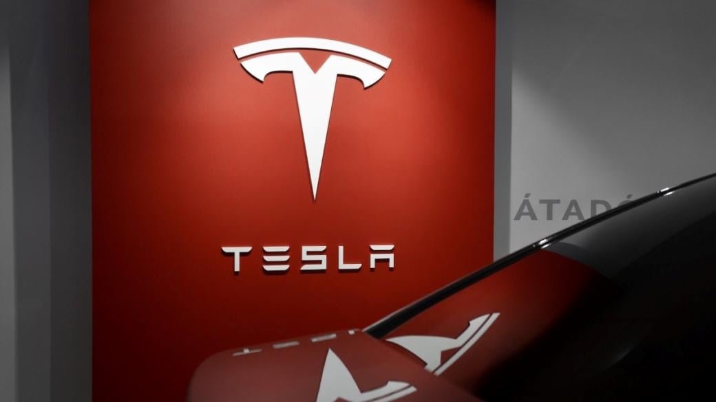 Tesla намалява цените в Китай за избрани версии на Model Y