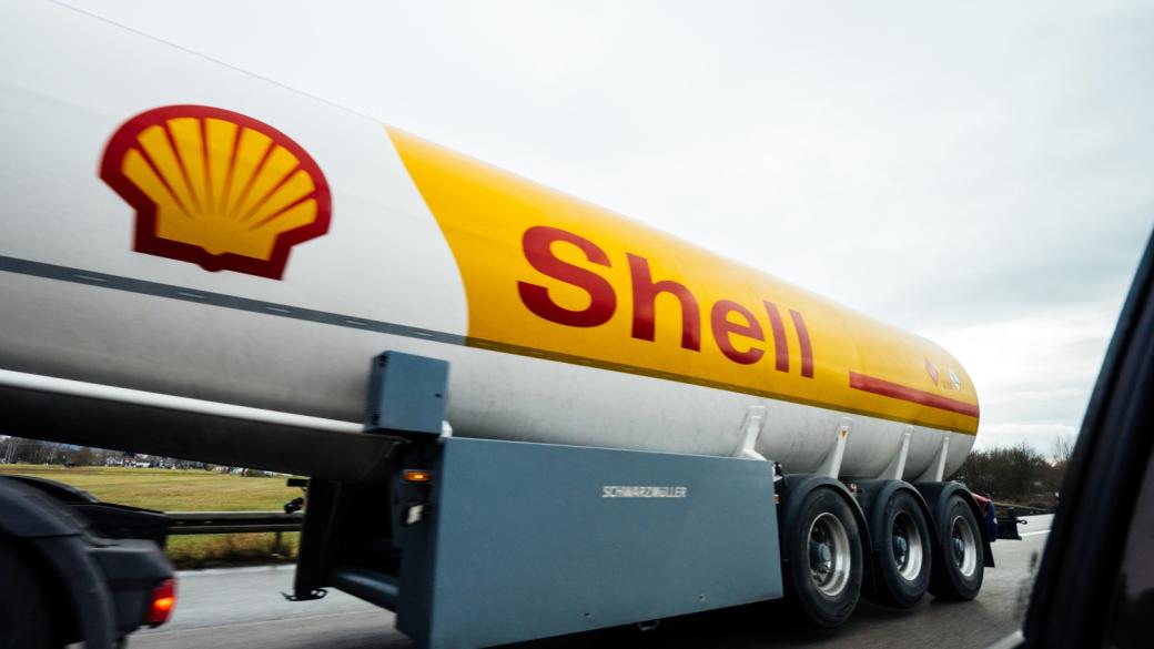 Shell съкращава нисковъглеродни работни места