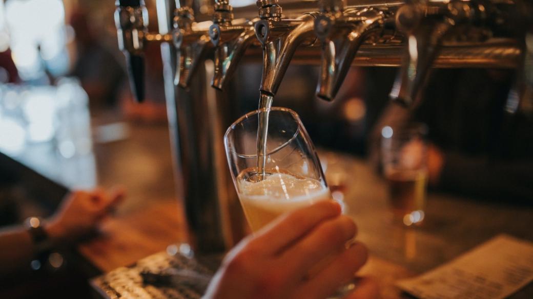 „По-скъпа бира в пикови часове“: Защо ресторанти и онлайн търговци вдигат цените?
