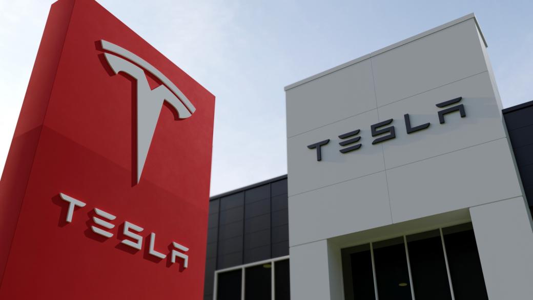 Tesla има заден план за спечелване на войната на електромобилите