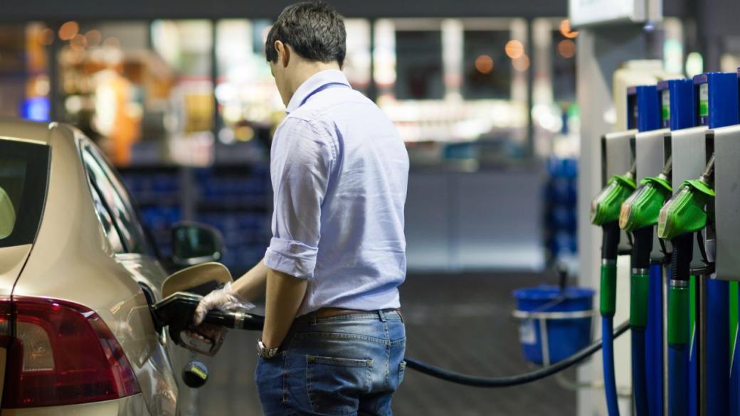 Компенсациите за скъпите горива ще действат максимум три месеца