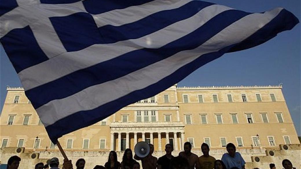 Фондовият пазар в Гърция се срива устремно