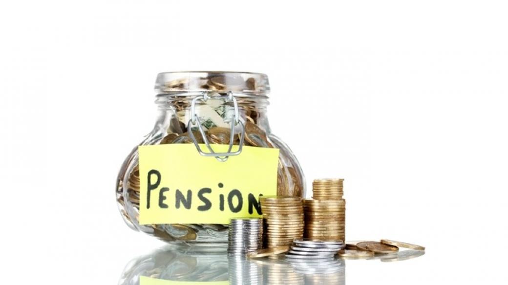 Къде инвестират универсалните пенсионни фондове