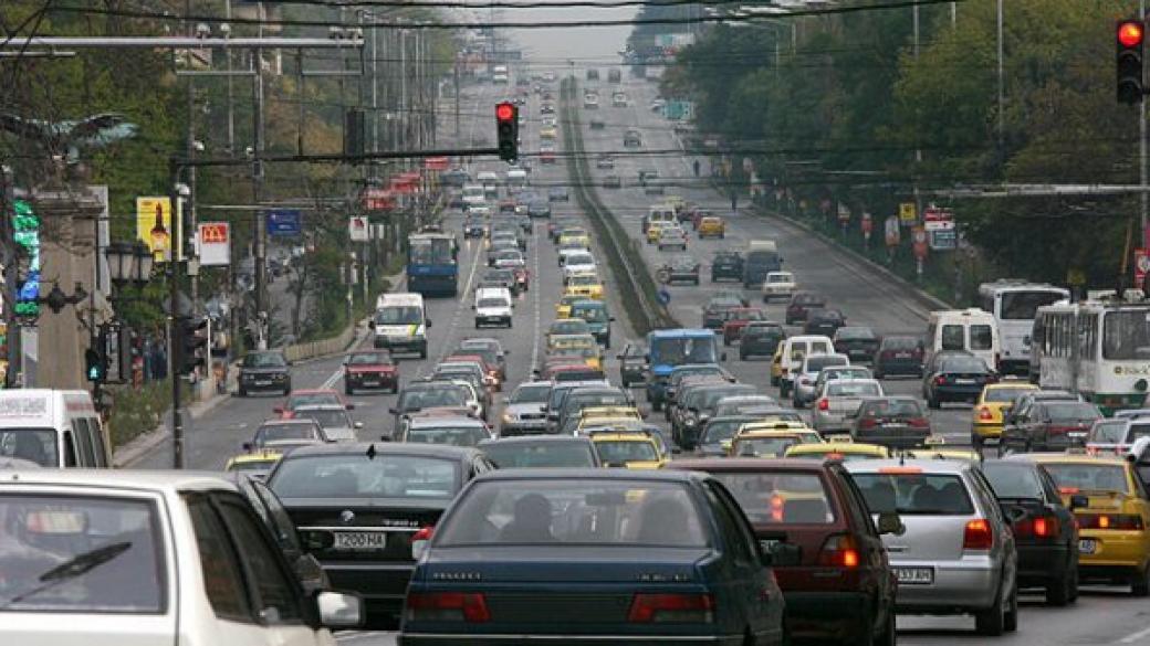 Транспортни артерии в София остават разкопани цяло лято