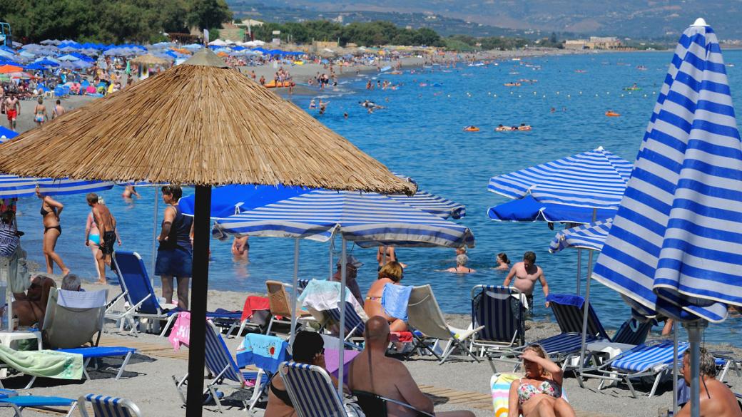 „Криза, каква криза?“, питат туристите в Гърция