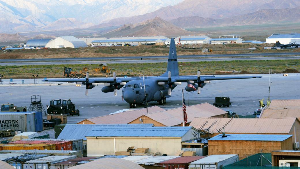 Летищата на НАТО в Афганистан стават икономически хъбове