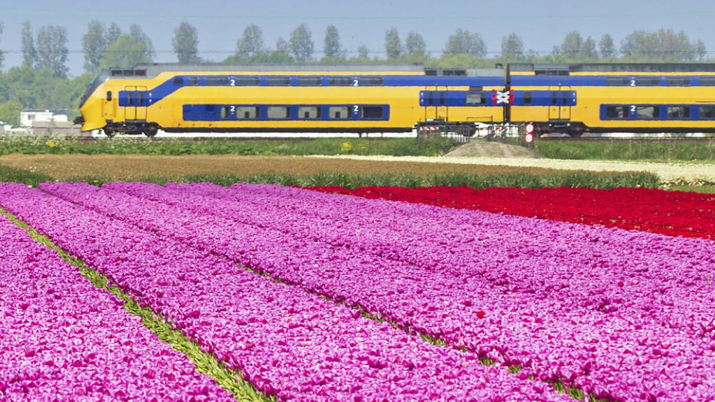 Всички влакове в Холандия вече се задвижват от вятърна енергия