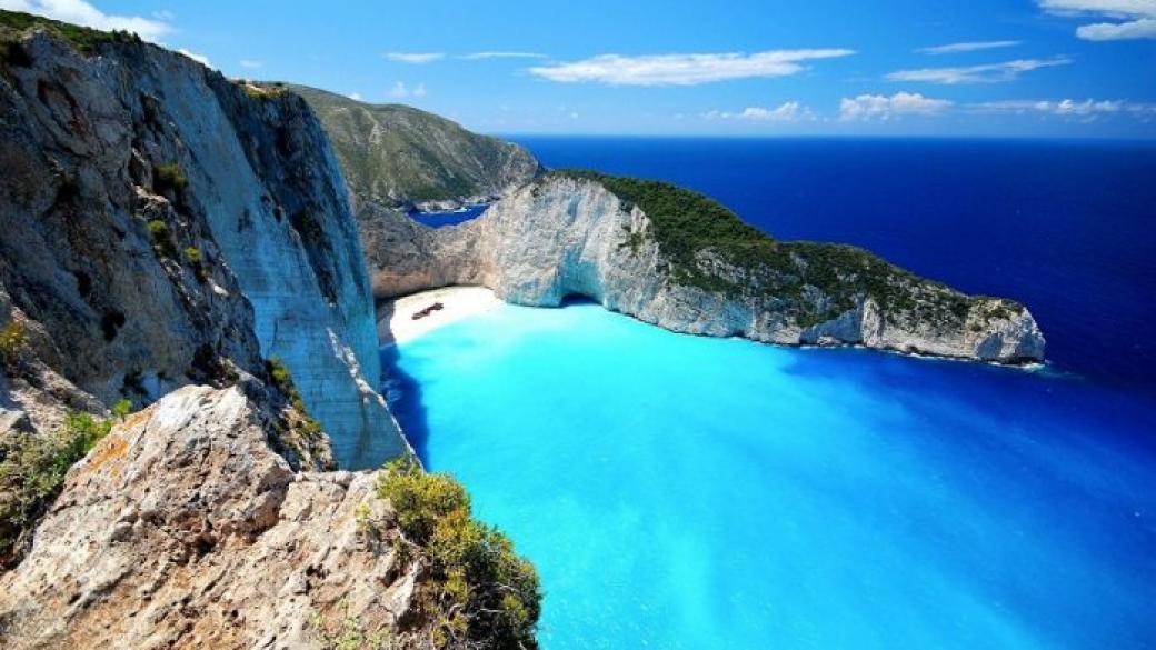 Топ 10 на плажовете с най-чиста вода в Гърция