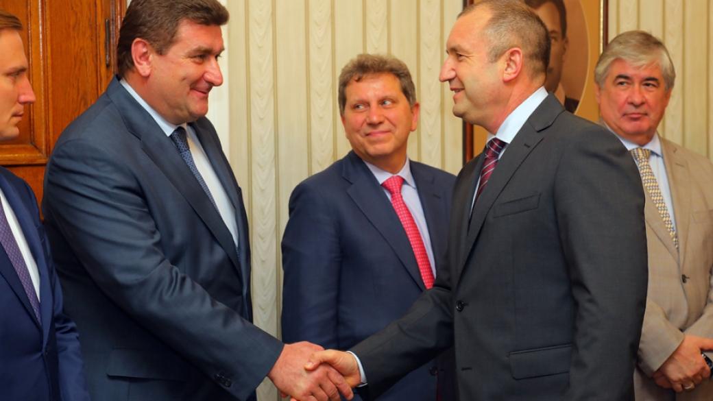 Златев и Алекперов са обсъдили с Румен Радев бъдещи инвестиции в България