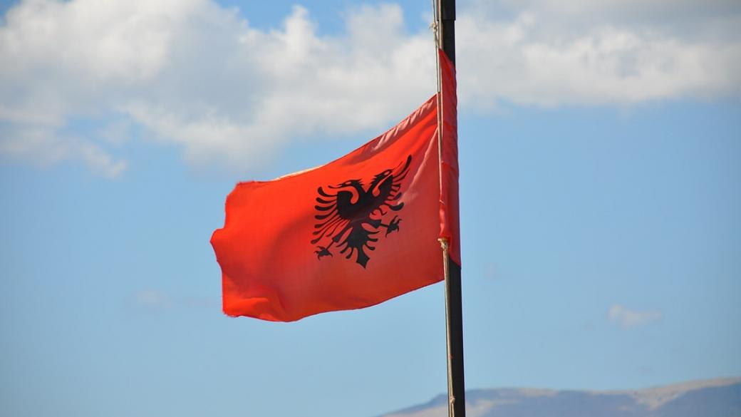 В Албания предсрочно гласуват за нов парламент