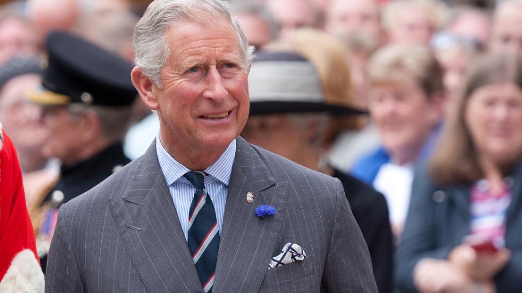 Принц Чарлз отказва дом в Бъкингамския дворец