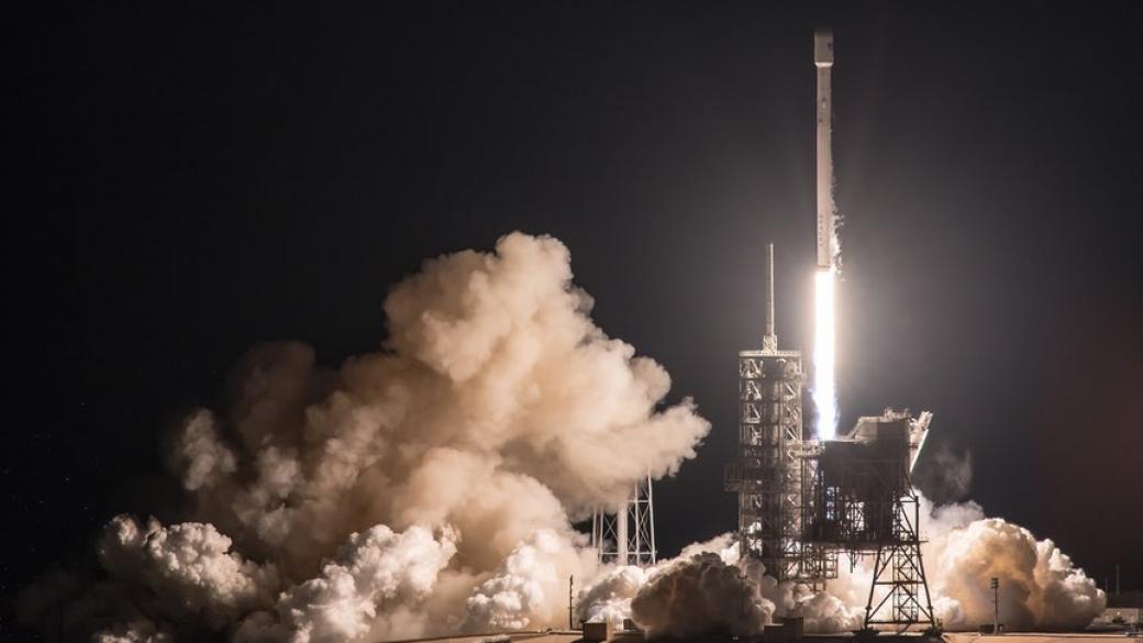 SpaceX отново изведе успешно телекомуникационен спътник