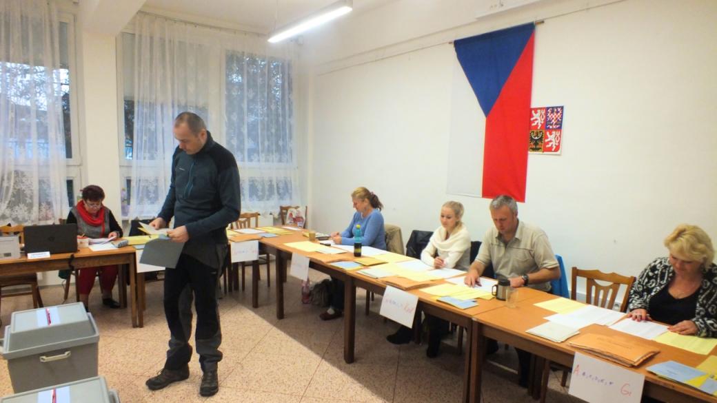Парламентарните избори в Чехия започнаха