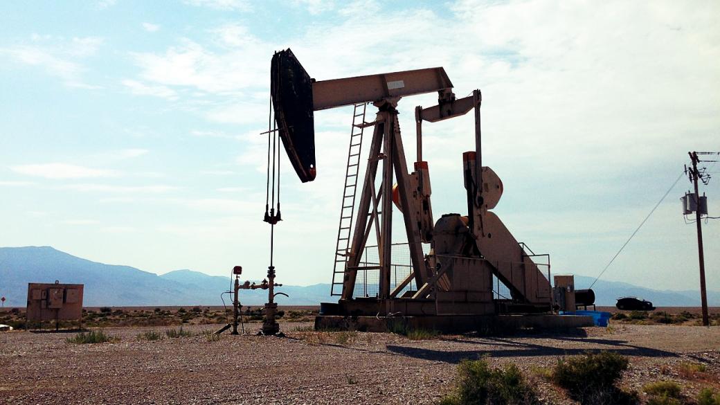 Американският петрол продължава възхода си, започнал от края на юни