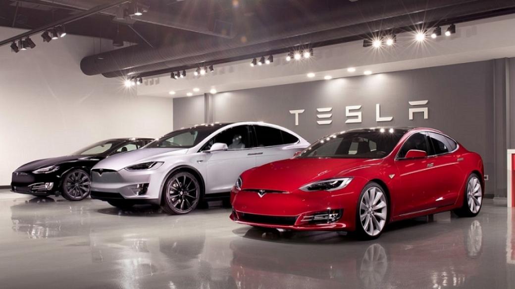 Tesla ще произвежда „стотици хиляди“ коли годишно в Китай от 2020 г.