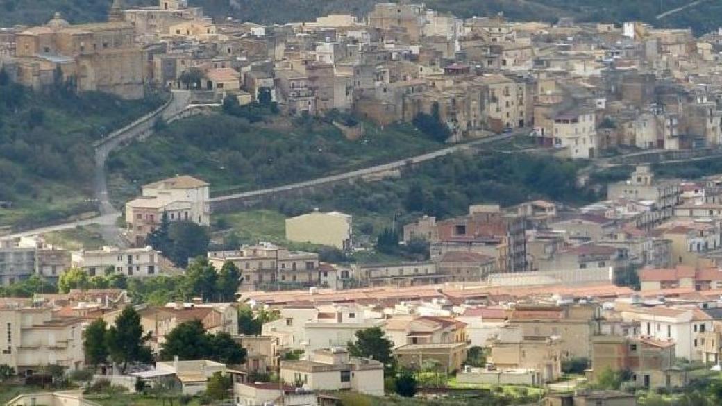 Град в Сицилия продава къщи за 1 евро