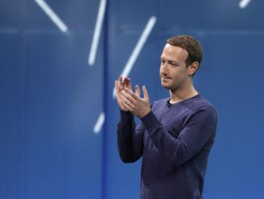 Facebook на 15, или пътят на Зукърбърг от Харвард до днес