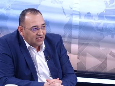 КЗП: Внимавайте, когато давате достъп до профила си в социалните мрежи