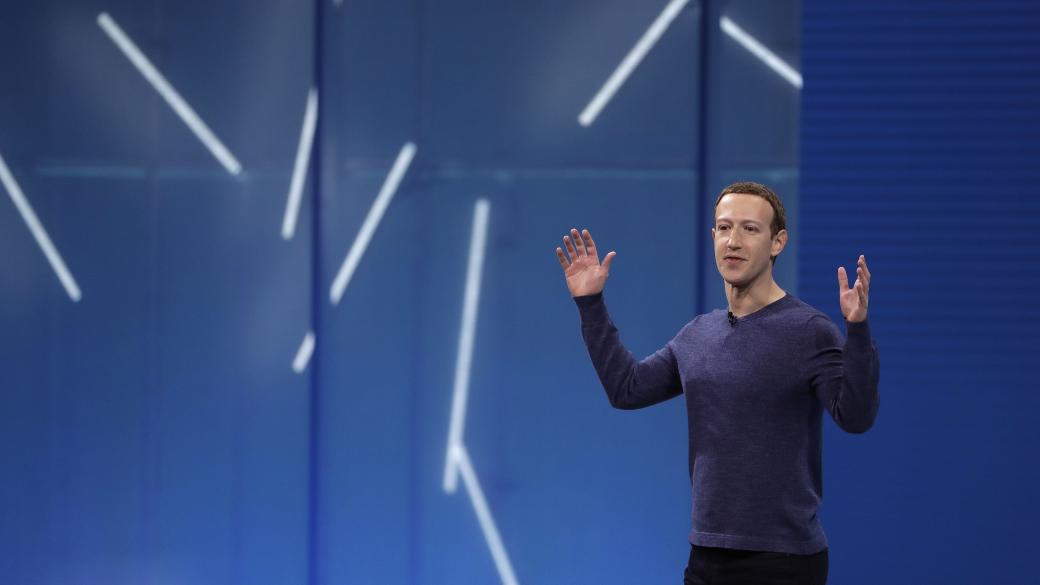 Facebook ще позволи триене на чат съобщения на всички, не само на Зукърбърг