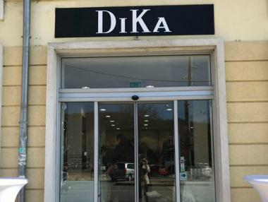 Dika отваря 24 магазина във Франция