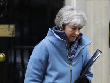 Мей още се надява да промени споразумението с ЕС
