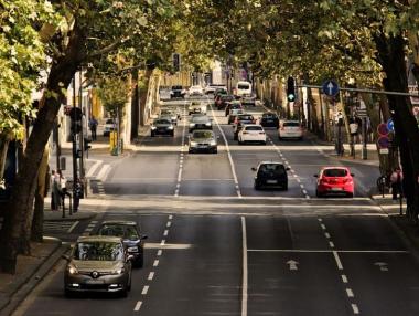 Пореден месечен спад в продажбите на нови коли в Европа