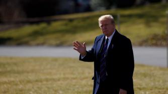 Тръмп обяви извънредно положение