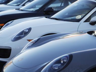 Porsche ще вдигне цените на колите си във Великобритания при „твърд“ Brexit