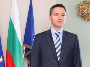 Вигенин: ДПС спасява ГЕРБ във всички важни гласувания