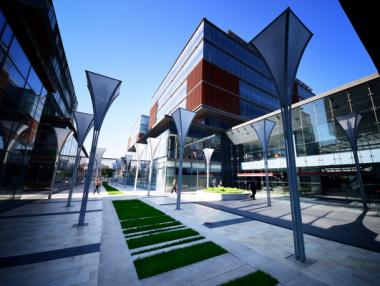 Собственикът на мол Paradise продава офис сгради за €300 млн. в Румъния