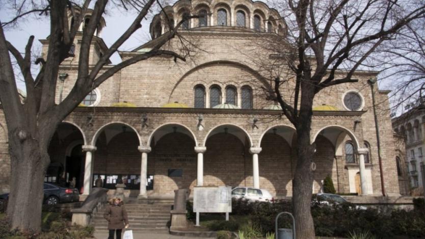 Стартира нов конкурс за ремонта на площад \