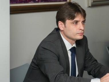 Бизнесът се оплаква от липса на диалог с държавата за касовите апарати