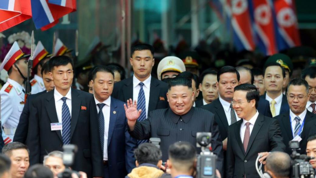 Ким пристигна във Виетнам за срещата с Тръмп