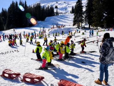 Ръстът на туристите почти се стопи през януари