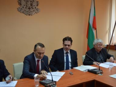 Държавата подкрепи по-високите заплати в минния бранш