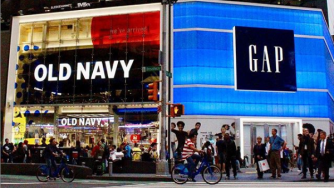 Gap отделя марката си Old Navy, затваря магазини
