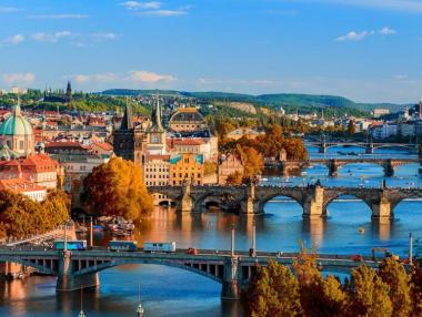 Най-добрите държави за работа за жени чужденки