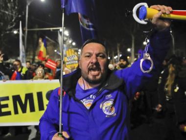 Хиляди румънци протестираха срещу промени в съдебната система