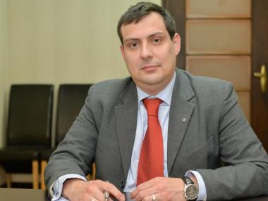 Бензиностанциите предупреждават за криза при снабдяването с горива