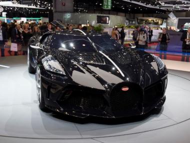 Bugatti показа новата най-скъпа кола в света, отново
