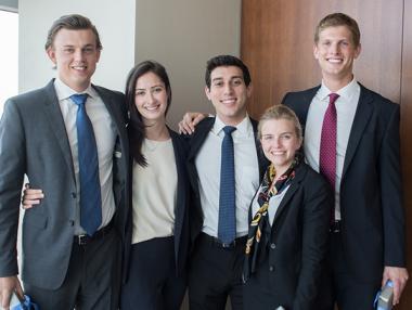 Goldman Sachs облекчи дрес кода за служителите си