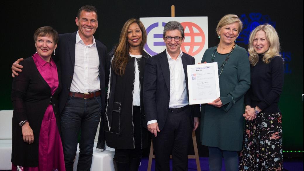 Филип Морис е първата компания с глобален сертификат за равностойно заплащане