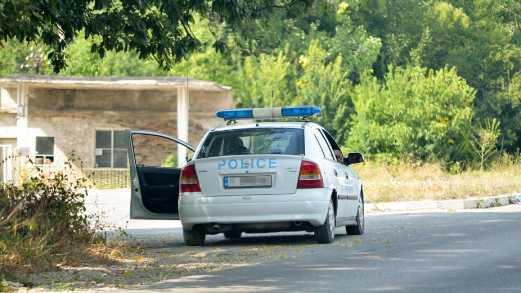Полицейски коли без надписи ще следят за нарушители по магистралите​
