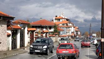 НАП: Луксозните хотели в зимните курорти осигуряват персонала на нереално ниски доходи